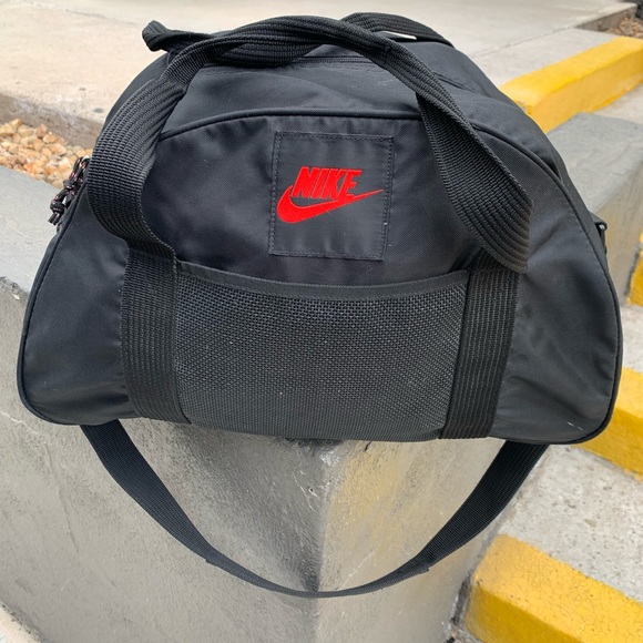 Nike Bags Vintage Nike Duffel Bag Poshmark